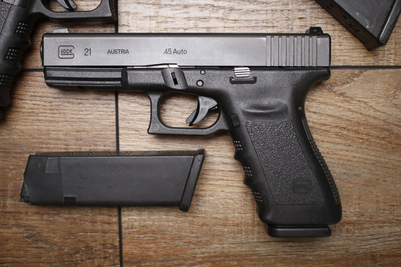 GLOCK 21SF Gen3 45 ACP Police Trade-in Pistols (Very Good Condition